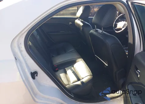 2010 Ford Fusion Sel z USA, uszkodzony, nr VIN 3FAHP0JA6AR413683